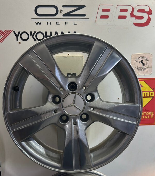 KIT DA 4 CERCHI IN LEGA MERCEDES ORIGINALI DA 16 POLLICI RESTAURATI A NUOVO